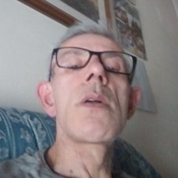 Uomo 59 anni corporatura normale italiano di Ivrea