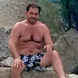 Uomo 47 anni italiano di Ragusa