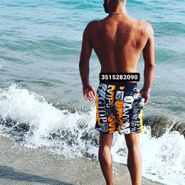Uomo dal fisico magro 25 anni italiano di Pesaro