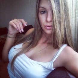Donna di 31 anni fisico nella norma italiana di Pesaro